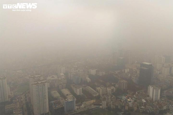 Mẹo bảo vệ đường hô hấp trong ngày Hà Nội bụi mịn dày đặc- Ảnh 1.
