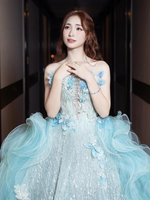Hòa Minzy đầu tư kĩ cho một màn hở bạo- Ảnh 8.