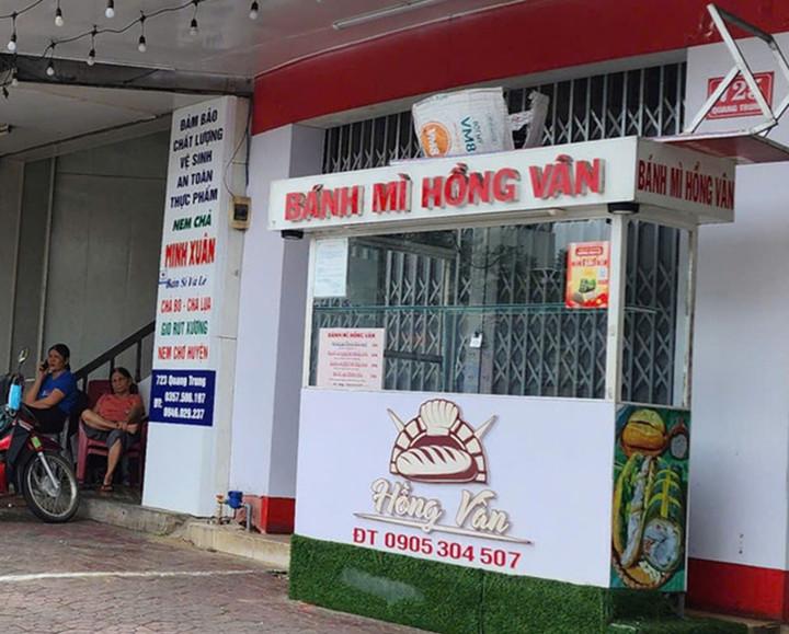 Liên tiếp các vụ ngộ độc bánh mì: Vì sao món ăn quen thuộc thành mối nguy sức khỏe?- Ảnh 2.
