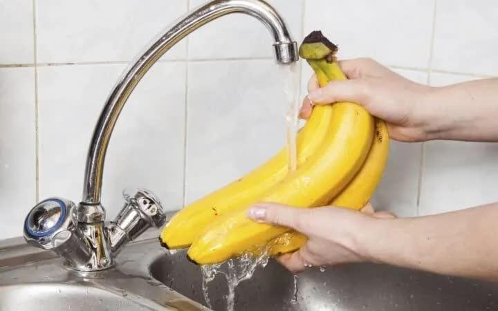 Mẹo giúp chuối chín tươi lâu hơn mà không bị thâm- Ảnh 1.