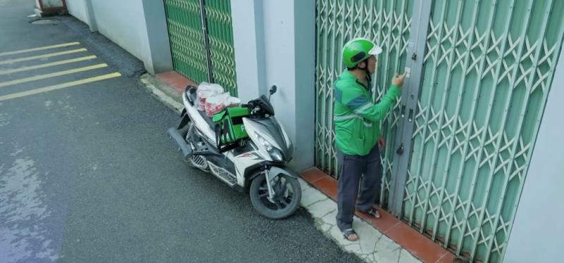 Shipper U60 đại chiến nhóm thanh niên vì cố tình bom hàng: Cái kết khiến 