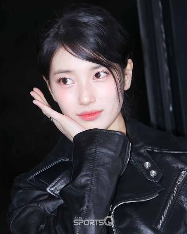 Bộ 3 đỉnh lưu nhan sắc V - Suzy - Park Bo Gum lại phá đảo event Celine!- Ảnh 9.