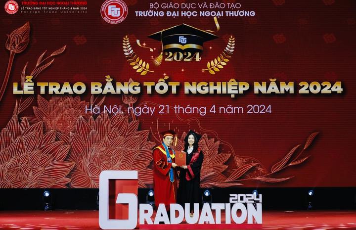 Cựu sinh viên Ngoại thương giành học bổng toàn phần tại đại học hàng đầu nước Anh- Ảnh 2.