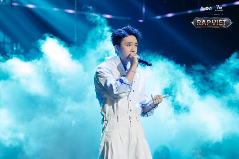 Nam rapper mang sức trẻ, niềm tự hào Việt Nam và khoảnh khắc bùng nổ đến “phá đảo” WeYoung 2025!- Ảnh 3.