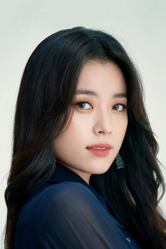 5 mỹ nhân lệch chuẩn mặt V-line vẫn đẹp rụng rời: Song Hye Kyo, Kim Ji Won đều góp mặt- Ảnh 17.