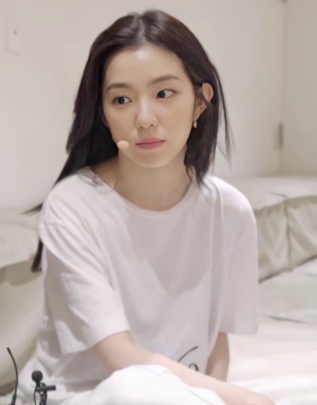 Khó tin nhất lúc này là làn da của Irene- Ảnh 7.