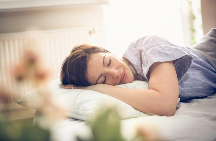 5 đặc điểm giấc ngủ của một người sống thọ- Ảnh 1.