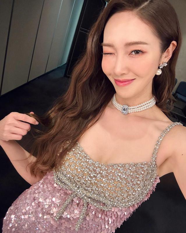 Đến tiểu thư tài phiệt Kpop cũng lười gội đầu, lạ thay tóc lúc nào cũng đẹp- Ảnh 5.