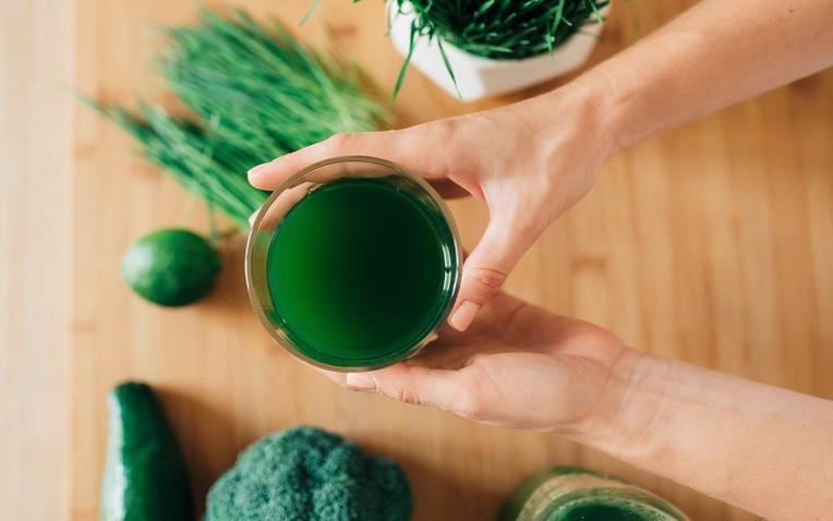 Nghiên cứu mới: Nhiều người dùng thức uống này để "thải độc", giảm cân mà không biết nó có thể làm tổn thương, gây viêm chỉ sau 3 ngày- Ảnh 1.
