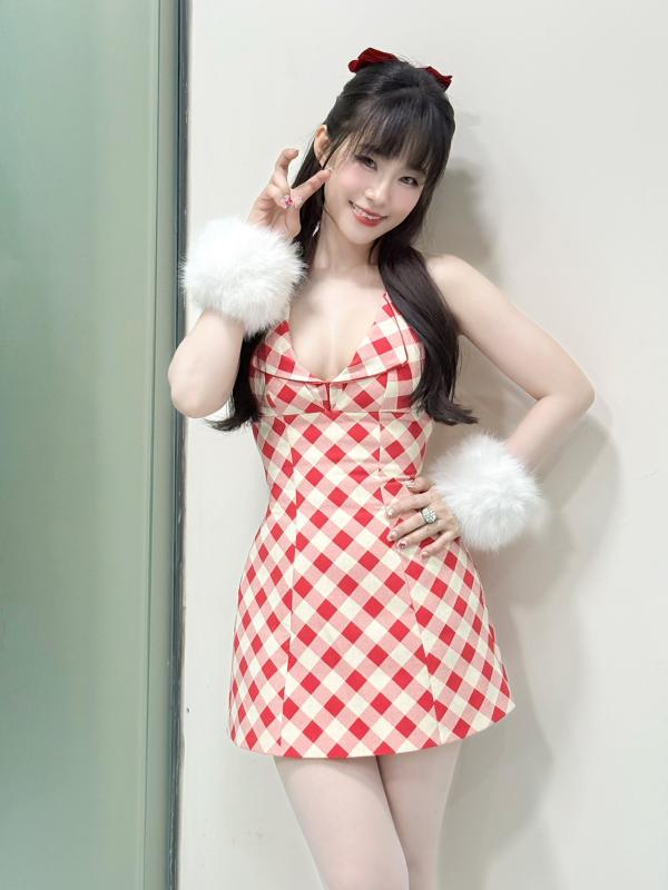 Lương Bích Hữu lộ ảnh mới tốt nghiệp đại học ở tuổi 41, CĐM thốt lên trẻ hơn cả sinh viên: Bí quyết "chống già" gói gọn trong 4 từ lần nữa dậy sóng- Ảnh 6.