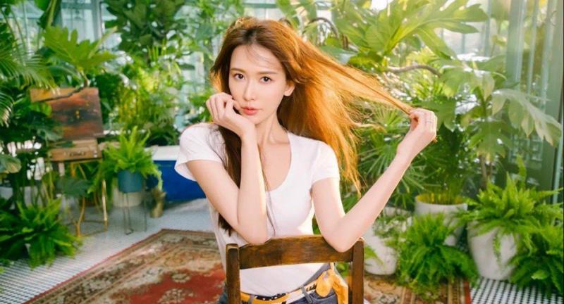 Mẹ 1 con 51 tuổi body "đốt cháy" sân bóng rổ: Có bí quyết "chống già" kỳ lạ đáng học hỏi- Ảnh 7.