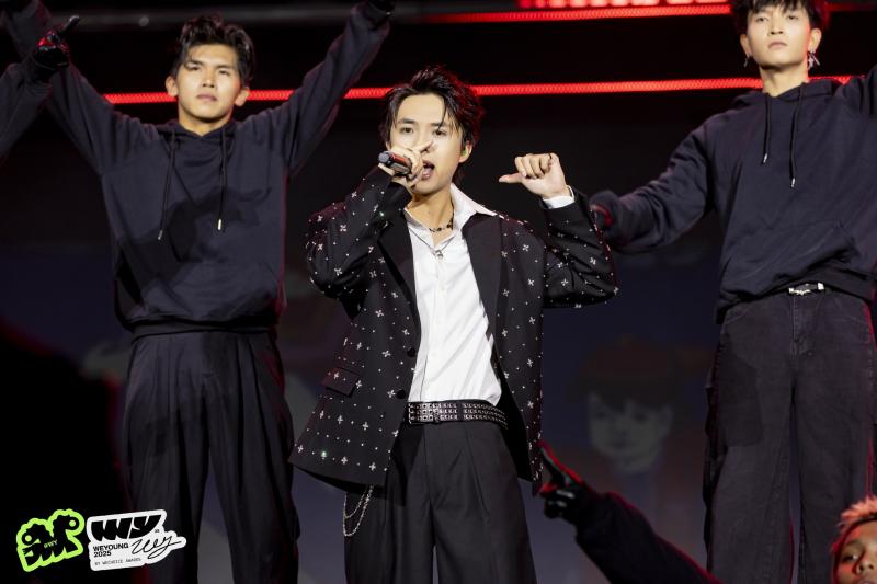 Rapper Nhật Hoàng: "Khoảnh khắc tôi biết mình đi đúng hướng là nhìn thấy ba mẹ ngồi dưới sân khấu"- Ảnh 4.