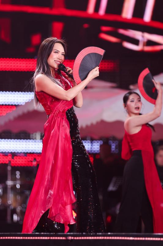 Tại sao Mỹ Tâm là ca sĩ duy nhất trong lịch sử nhạc Việt làm được điều này?- Ảnh 3.