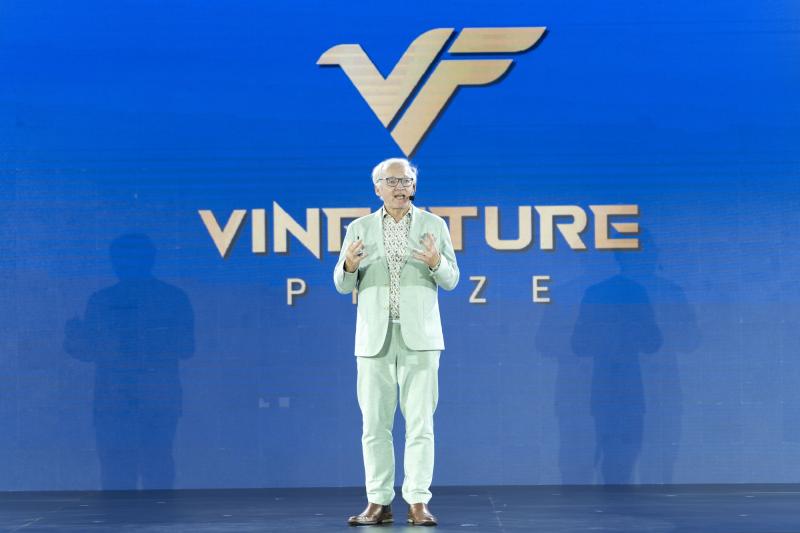 GS Toby Walsh: "Khi AI mắc sai lầm, chúng ta không thể bắt AI chịu trách nhiệm, đó là vấn đề của con người"- Ảnh 5.