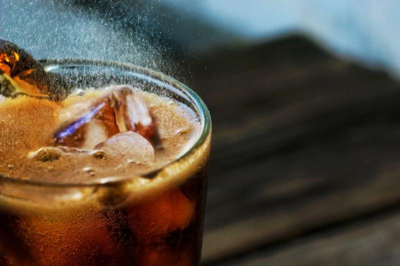 5 kiểu bữa tối đang "bóp nghẹt" 2 quả thận: Nhiều người ăn mỗi ngày mà không hề hay biết- Ảnh 1.
