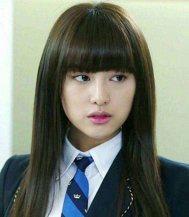 Tiểu thư Samsung khiến quá khứ của Kim Ji Won được nhắc lại- Ảnh 6.