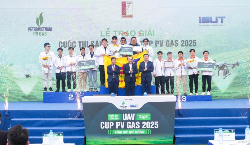 PV GAS đồng hành cùng “UAV CUP PV GAS 2025: Vùng trời quê hương”: Gieo mầm ước mơ, dựng nền kinh tế tầm thấp Việt Nam- Ảnh 2.