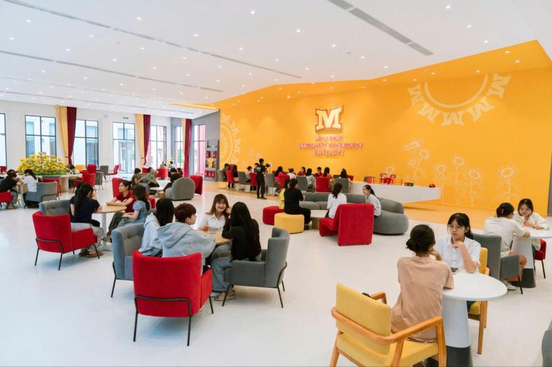 Một trường Đại học ở Miền Đông “lột xác” ngoạn mục thành campus 5 sao- Ảnh 1.