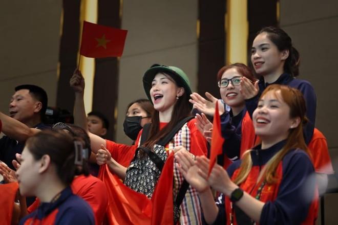 Sao Việt gây náo loạn tại SEA Games, cổ động viên Thái Lan phải làm một việc- Ảnh 2.