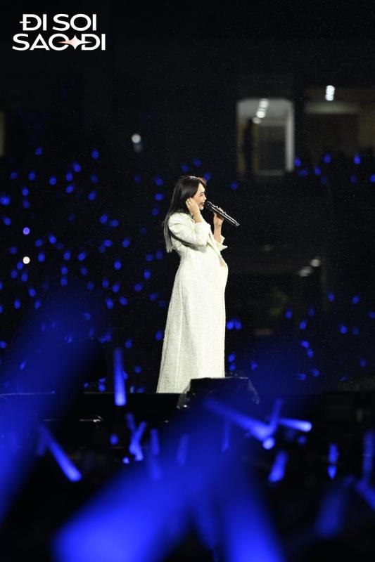 Vừa mở màn concert tại Mỹ Đình, Mỹ Tâm đã phải xin lỗi- Ảnh 13.
