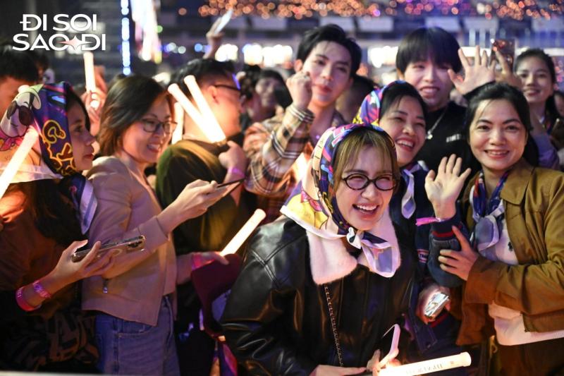 Vừa mở màn concert tại Mỹ Đình, Mỹ Tâm đã phải xin lỗi- Ảnh 7.