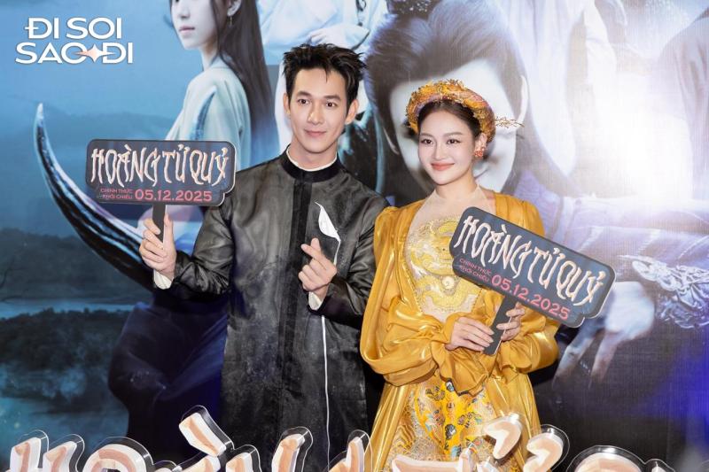 Thảm đỏ HOT nhất hôm nay: Lan Ngọc - ISAAC đẹp phát sáng, 1 cặp sao Việt hôn nhau trước hàng trăm người- Ảnh 15.