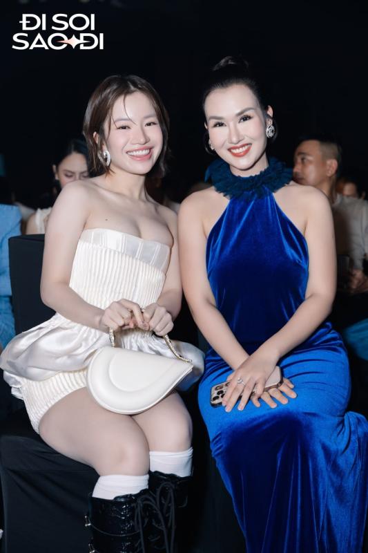 Điều ít biết về con gái cựu Phó Giám đốc Sở VHTTDL Nghệ An: Đi Mỹ 5 năm trở lại làm vocalist hàng đầu Việt Nam- Ảnh 9.