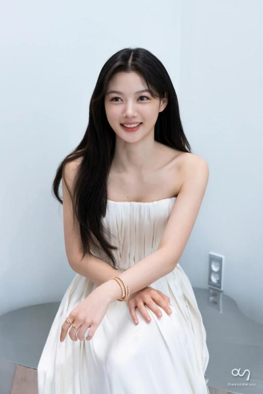 Kim Yoo Jung cưới lần nào gây bão mạng lần đó- Ảnh 14.