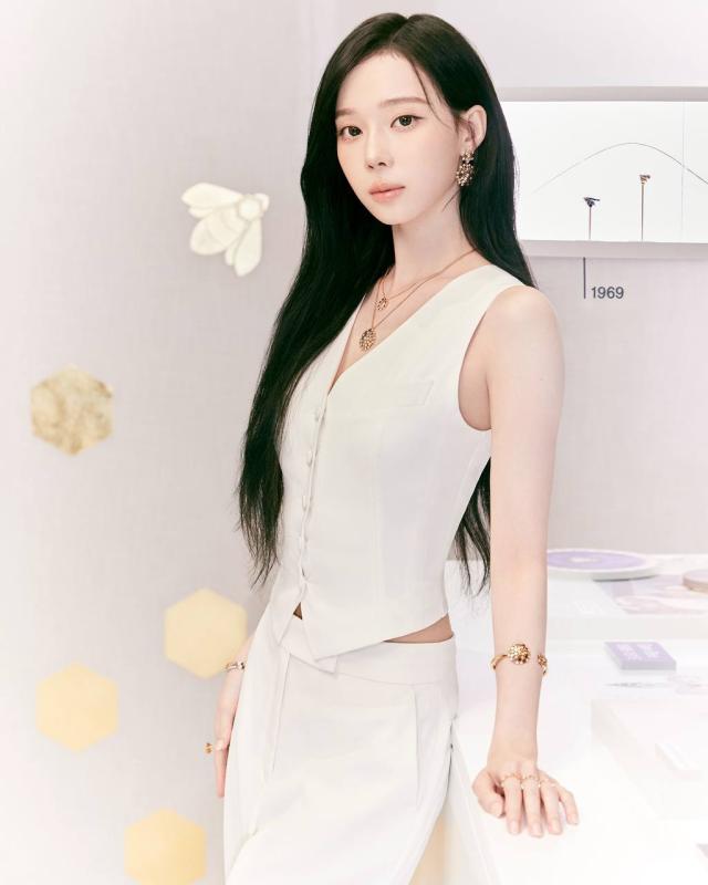 Bạn gái tin đồn của Jungkook được so ngang với Kim Ji Won- Ảnh 4.