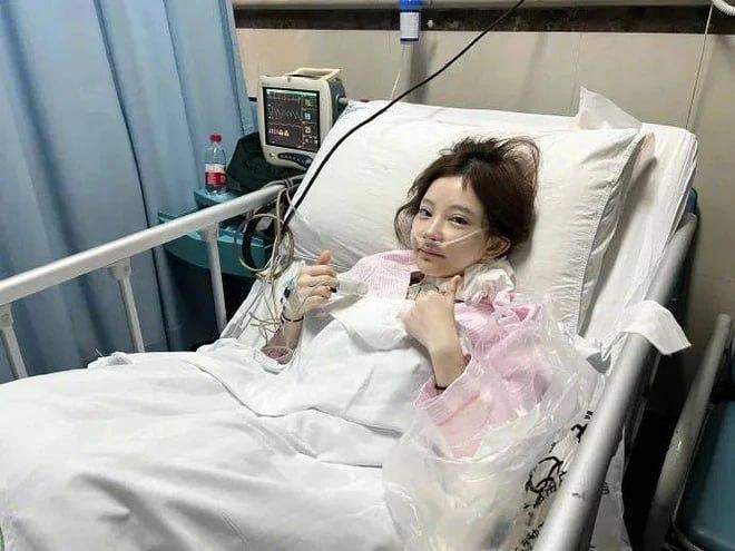 Sự hết thời của 1 ngôi sao: Streamer lấn sân ca sĩ kiếm 100 tỷ/năm, mở concert ế vé phải đi “thuê fan”- Ảnh 4.