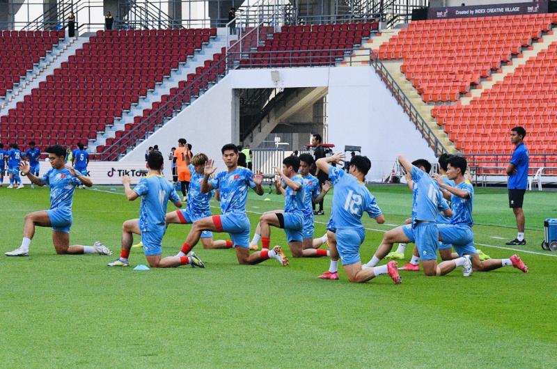 U22 Việt Nam thắng nghẹt thở Philippines, thẳng tiến chung kết SEA Games 33- Ảnh 14.