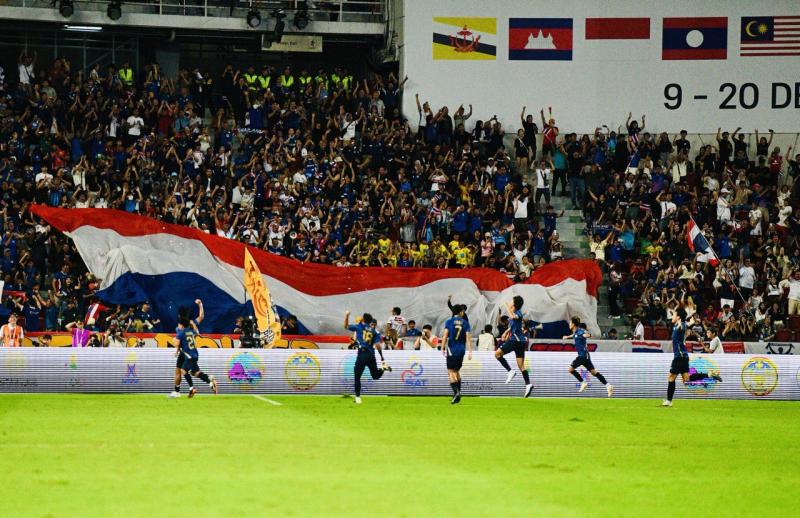 Ngược dòng Thái Lan ngoạn mục, U22 Việt Nam giành HCV SEA Games 33- Ảnh 2.