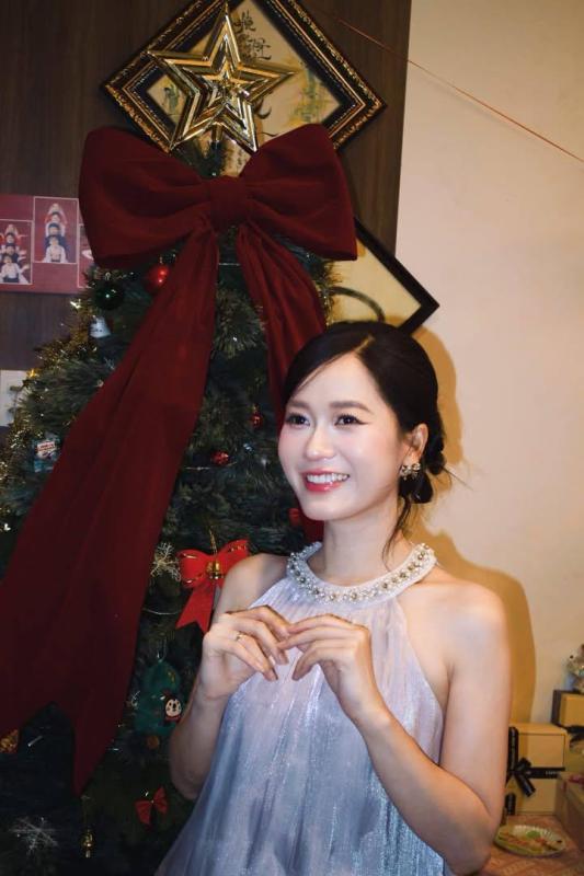 Lâm Vỹ Dạ lại trẻ măng, đôi chân hoá ra cũng thuộc hàng cực phẩm!- Ảnh 11. Lâm Vỹ Dạ lại trẻ măng, đôi chân hoá ra cũng thuộc hàng cực phẩm!- Ảnh 11.