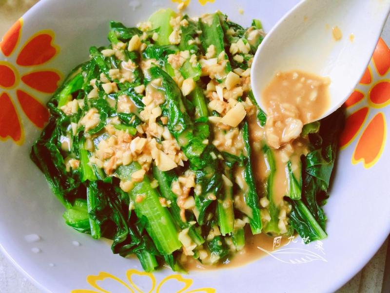 3 công thức nấu món rau "đáng ăn vào mùa đông": Nhanh ngon khiến cả nhà ai cũng khen lại chứa axit folic gấp 8 lần táo- Ảnh 4.