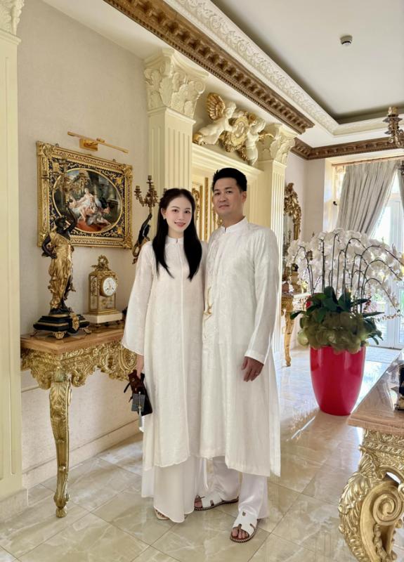 Đẳng cấp dâu hào môn: 4 tiêu chí chọn áo dài 