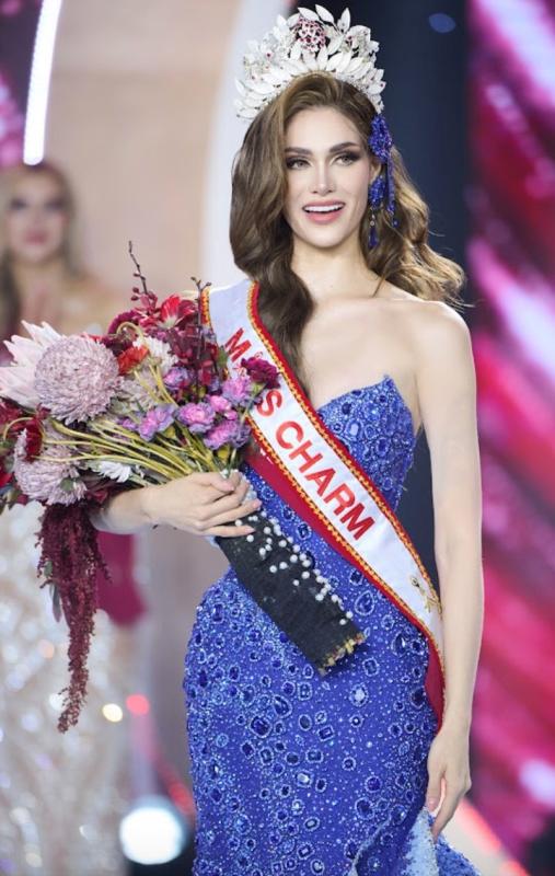 Tân Miss Charm 2025: Cao 1m82, sở hữu tài năng nghệ thuật nổi trội- Ảnh 2.
