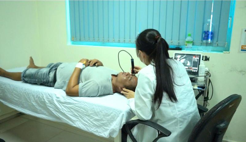 Suýt mù vì bị đâm rách nhãn cầu, cảnh báo về tai nạn lao động mùa Tết- Ảnh 2.