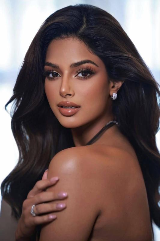 Miss Universe đẹp chấn động hậu giảm cân, đến cú vấp cũng sexy lịm người- Ảnh 17.