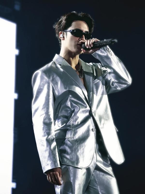 Anh Trai bị tố “sao y” nam thần hot nhất Kpop: Từ trang phục, vũ đạo đến thần thái không thiếu thứ gì- Ảnh 3.