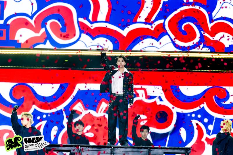 Nam rapper mang sức trẻ, niềm tự hào Việt Nam và khoảnh khắc bùng nổ đến “phá đảo” WeYoung 2025!- Ảnh 6.