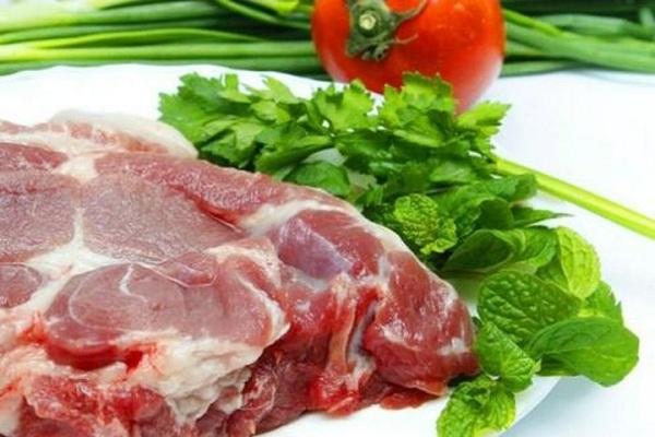 Vì sao có thể ăn tái thịt bò, nhưng thịt gà, thịt lợn thì không?- Ảnh 4.