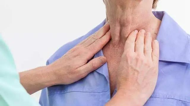 Selen là nguyên tố chống ung thư, nếu cơ thể gửi 3 tín hiệu này có nghĩa là bạn đang thiếu nó, hãy bổ sung ngay nhé!- Ảnh 3.