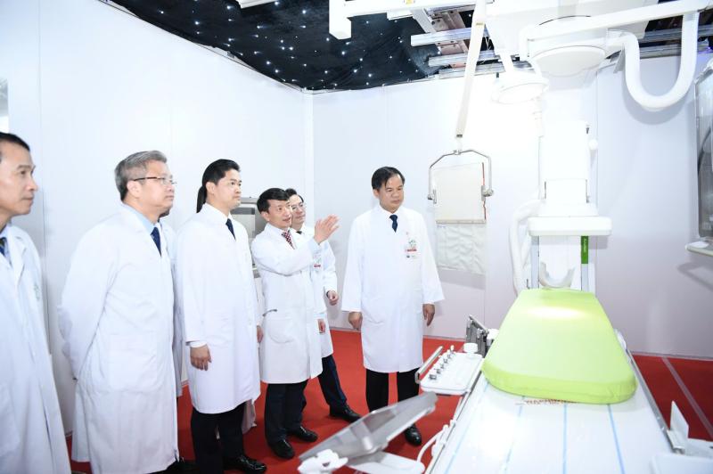 Bệnh viện Bạch Mai đưa hơn 1.500 thiết bị y tế hiện đại vào vận hành- Ảnh 1.