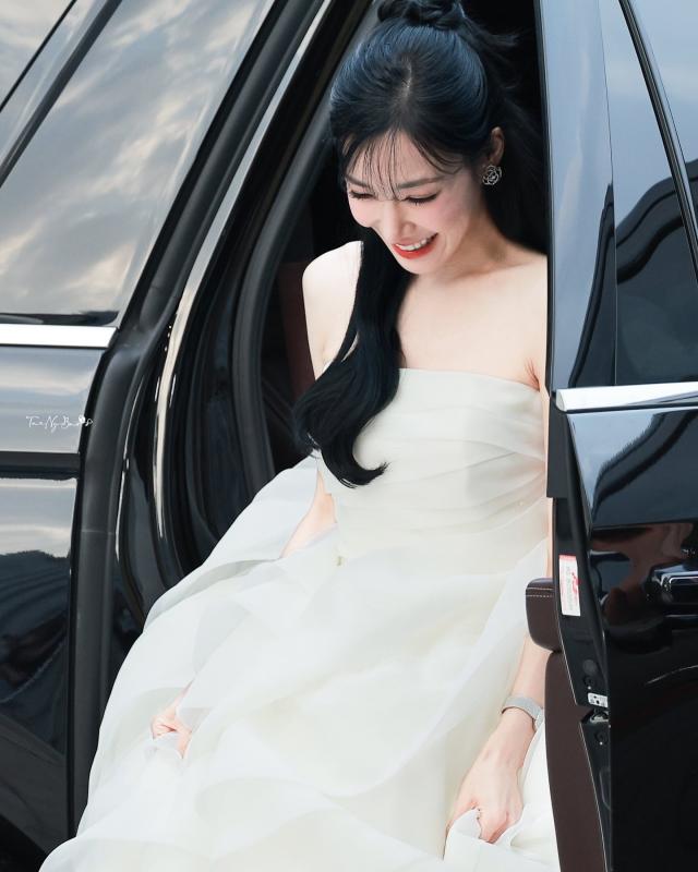 Hóa ra Tiffany (SNSD) đã làm cô dâu từ lâu- Ảnh 6.