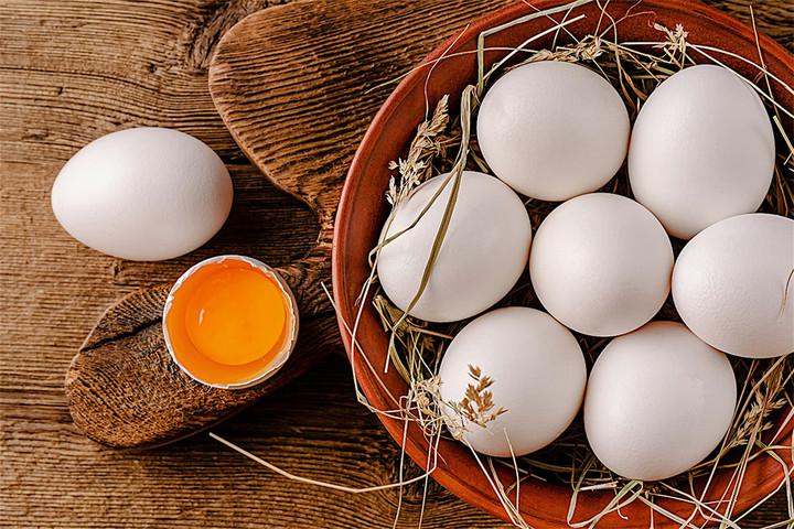 Các mẹo rán trứng ngon dễ nhưng không phải ai cũng biết- Ảnh 1.