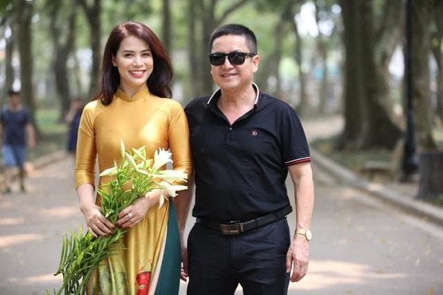 Nam NSƯT ly hôn ở tuổi 57: Viên mãn bên bạn gái là á hậu, tài khoản có vài ba tỷ phòng thân- Ảnh 1.
