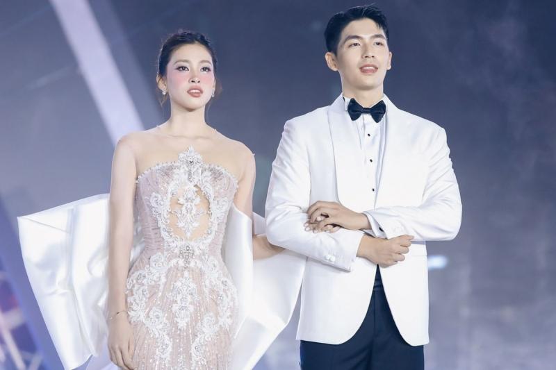 Năm 2025 của Quốc Anh là Tiểu Vy- Ảnh 6.