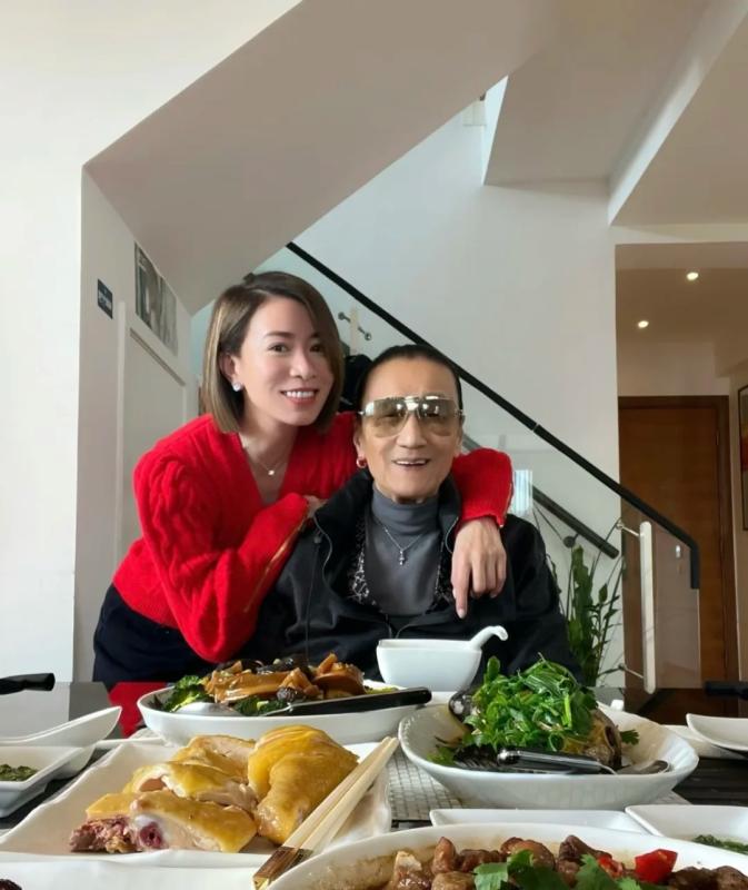 Bên trong căn hộ có giá thuê 1 tỷ mỗi tháng của quý cô độc thân nổi tiếng nhất Hong Kong- Ảnh 15.