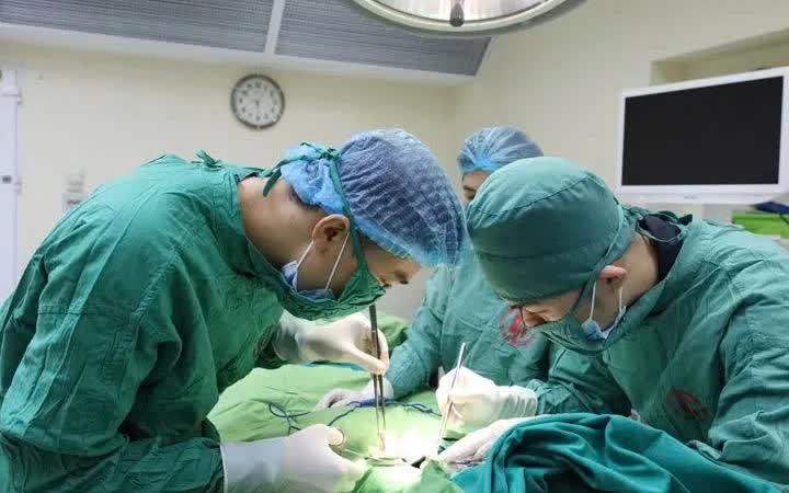 Xoắn tinh hoàn: Mối nguy hiểm khôn lường đối với sức khỏe nam giới- Ảnh 1.