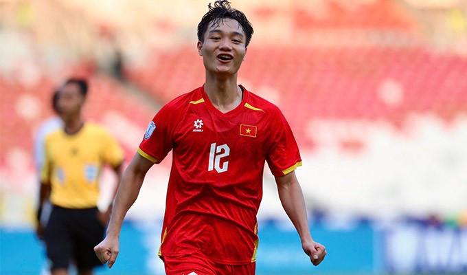 Độc đáo SEA Games 33: Cầu thủ U22 Việt Nam vừa đi thi đấu vừa học đại học online- Ảnh 2.